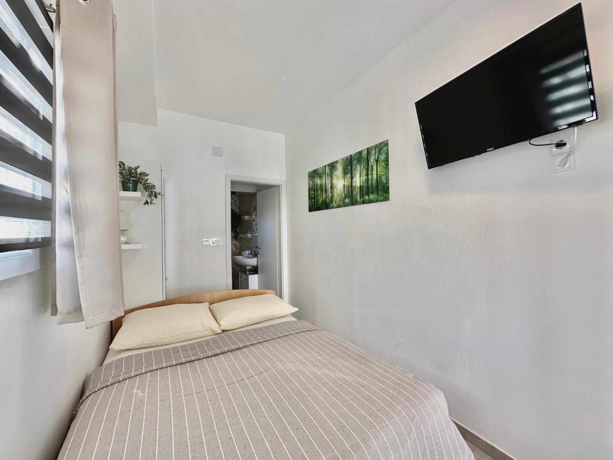 Apartments Hajl 크르크 외부 사진