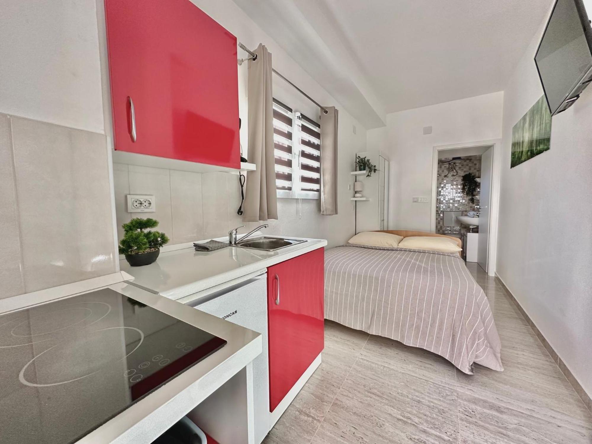Apartments Hajl 크르크 외부 사진