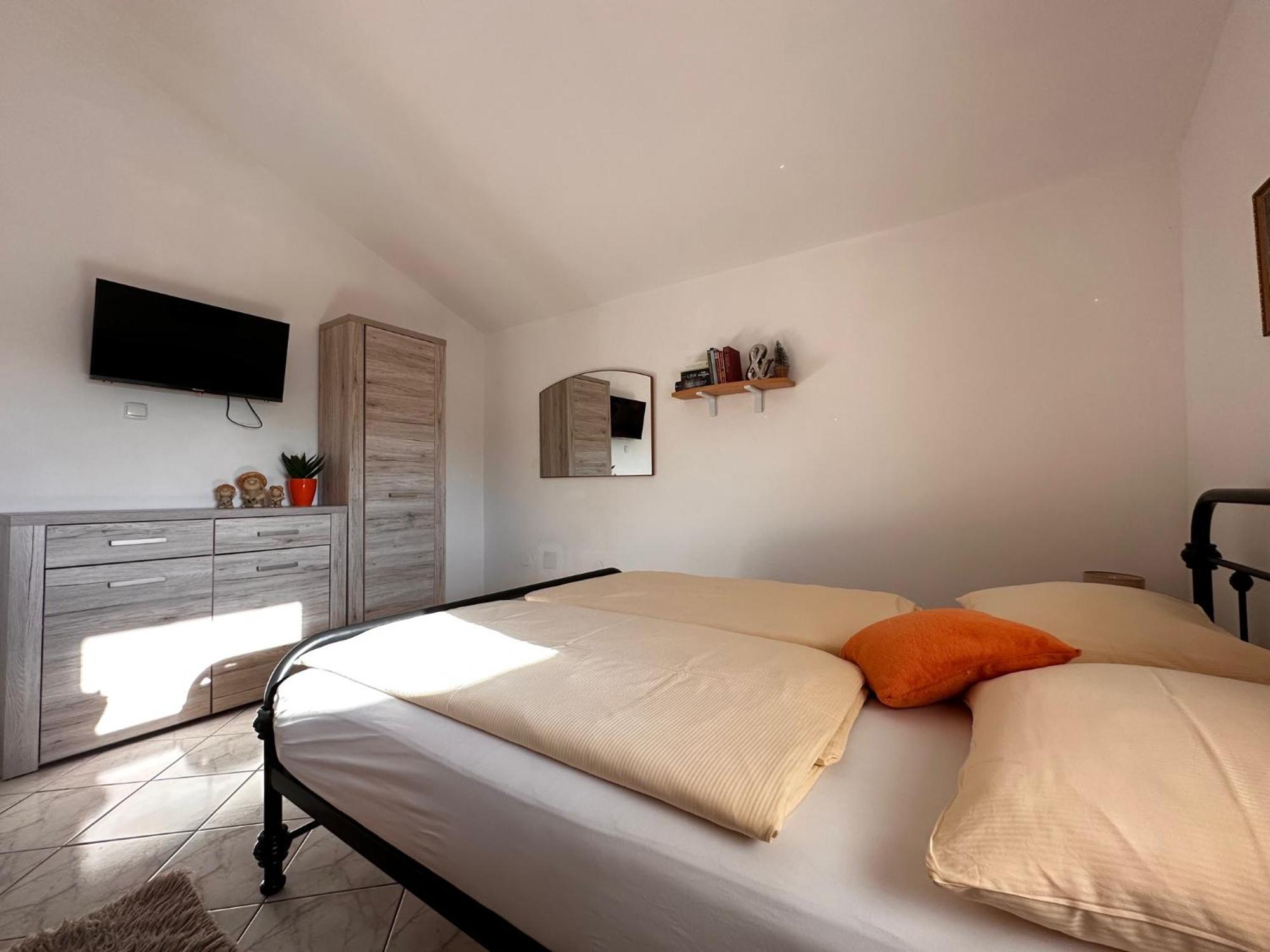 Apartments Hajl 크르크 외부 사진